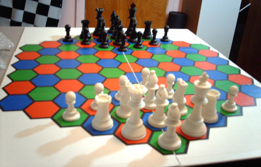 Play Mac Cooey's Chess online